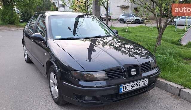 Чорний Сеат Leon, об'ємом двигуна 1.6 л та пробігом 239 тис. км за 3900 $, фото 1 на Automoto.ua