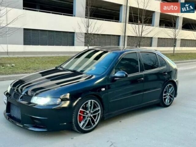 Чорний Сеат Leon, об'ємом двигуна 1.8 л та пробігом 190 тис. км за 5800 $, фото 1 на Automoto.ua