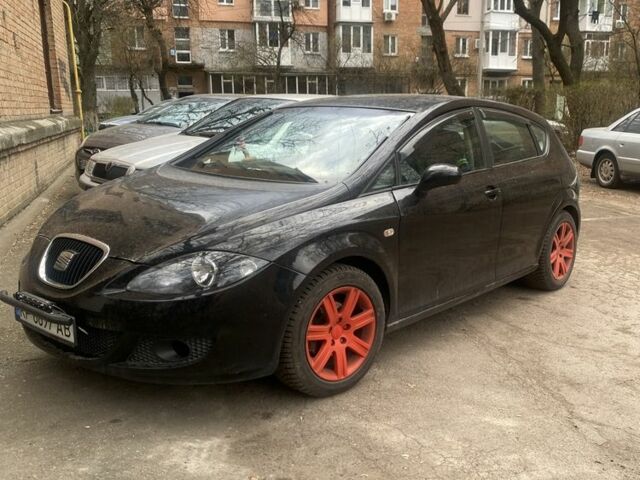 Черный Сеат Леон, объемом двигателя 1.6 л и пробегом 279 тыс. км за 5000 $, фото 1 на Automoto.ua