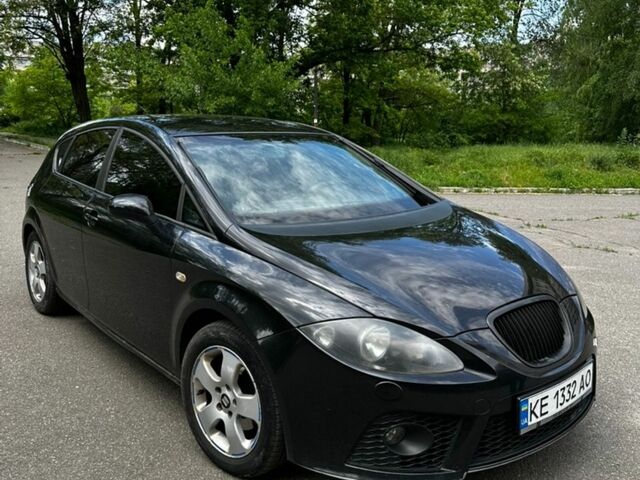 Чорний Сеат Leon, об'ємом двигуна 1.6 л та пробігом 350 тис. км за 5200 $, фото 1 на Automoto.ua