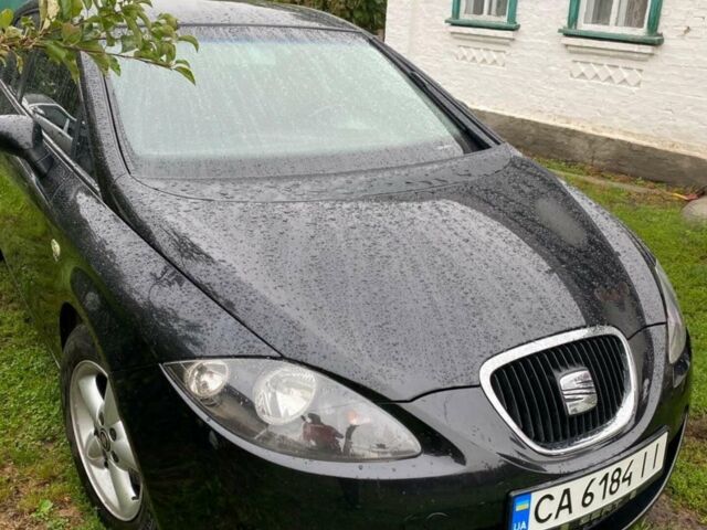 Чорний Сеат Leon, об'ємом двигуна 1.98 л та пробігом 200 тис. км за 4500 $, фото 1 на Automoto.ua