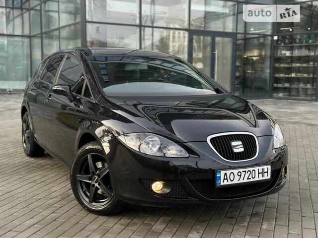 Чорний Сеат Leon, об'ємом двигуна 1.4 л та пробігом 208 тис. км за 6800 $, фото 1 на Automoto.ua