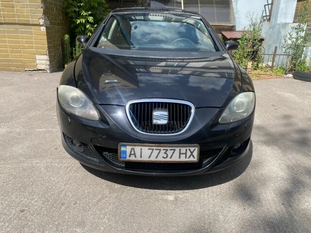 Чорний Сеат Leon, об'ємом двигуна 1.6 л та пробігом 200 тис. км за 3700 $, фото 1 на Automoto.ua