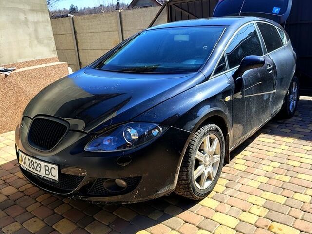 Черный Сеат Леон, объемом двигателя 2 л и пробегом 395 тыс. км за 4500 $, фото 1 на Automoto.ua