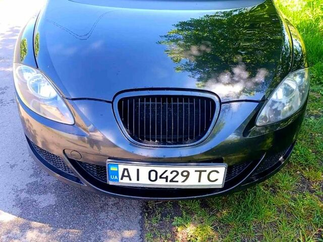 Черный Сеат Леон, объемом двигателя 1.6 л и пробегом 334 тыс. км за 3500 $, фото 1 на Automoto.ua