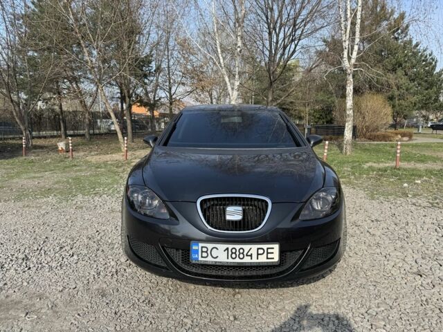 Черный Сеат Леон, объемом двигателя 1.9 л и пробегом 205 тыс. км за 5700 $, фото 1 на Automoto.ua