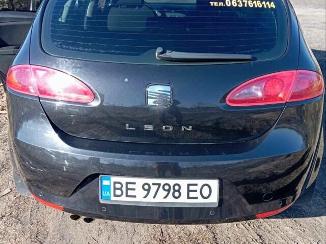 Чорний Сеат Leon, об'ємом двигуна 2 л та пробігом 182 тис. км за 4500 $, фото 1 на Automoto.ua