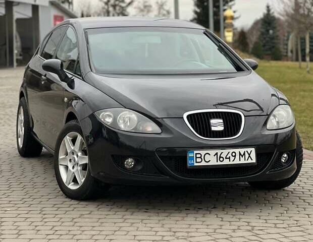 Черный Сеат Леон, объемом двигателя 1.8 л и пробегом 230 тыс. км за 4900 $, фото 1 на Automoto.ua