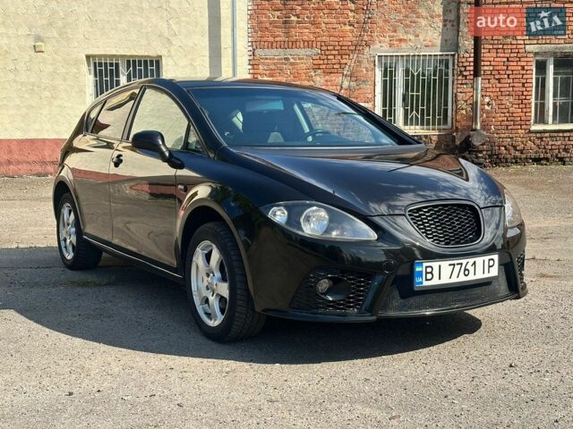 Черный Сеат Леон, объемом двигателя 1.8 л и пробегом 290 тыс. км за 4680 $, фото 1 на Automoto.ua