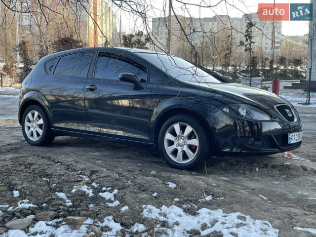 Черный Сеат Леон, объемом двигателя 1.6 л и пробегом 293 тыс. км за 6299 $, фото 1 на Automoto.ua