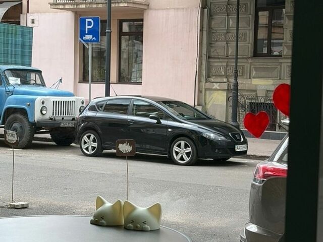 Черный Сеат Леон, объемом двигателя 1.98 л и пробегом 221 тыс. км за 6000 $, фото 1 на Automoto.ua