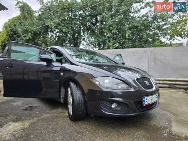 Чорний Сеат Leon, об'ємом двигуна 1.4 л та пробігом 251 тис. км за 7000 $, фото 1 на Automoto.ua