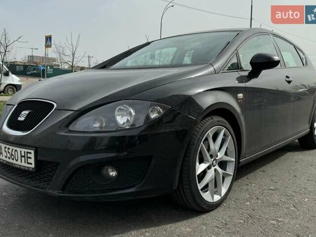 Чорний Сеат Leon, об'ємом двигуна 2 л та пробігом 236 тис. км за 8700 $, фото 1 на Automoto.ua