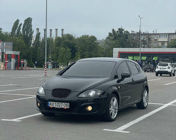 Черный Сеат Леон, объемом двигателя 1.8 л и пробегом 177 тыс. км за 7900 $, фото 1 на Automoto.ua
