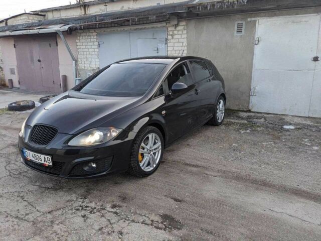 Чорний Сеат Leon, об'ємом двигуна 1.8 л та пробігом 181 тис. км за 7000 $, фото 1 на Automoto.ua