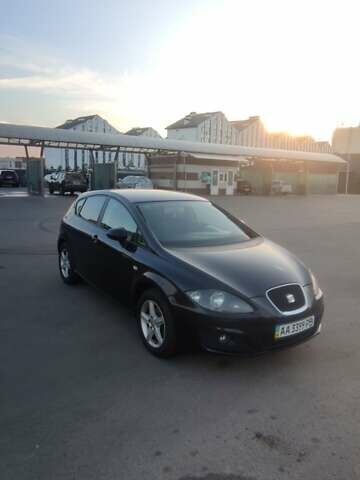 Черный Сеат Леон, объемом двигателя 1.39 л и пробегом 180 тыс. км за 6500 $, фото 1 на Automoto.ua