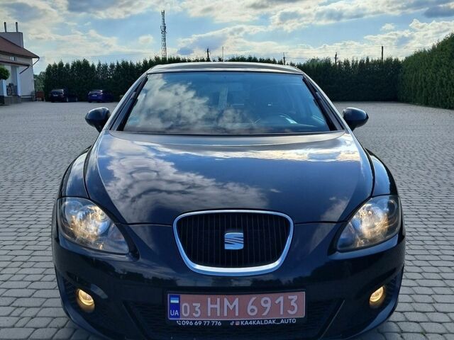 Чорний Сеат Leon, об'ємом двигуна 1.4 л та пробігом 192 тис. км за 6500 $, фото 1 на Automoto.ua