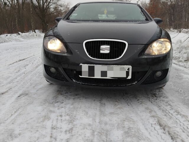 Чорний Сеат Leon, об'ємом двигуна 1.9 л та пробігом 374 тис. км за 2300 $, фото 1 на Automoto.ua