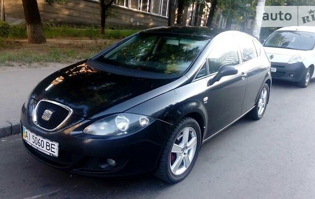 Чорний Сеат Leon, об'ємом двигуна 2 л та пробігом 270 тис. км за 6200 $, фото 1 на Automoto.ua