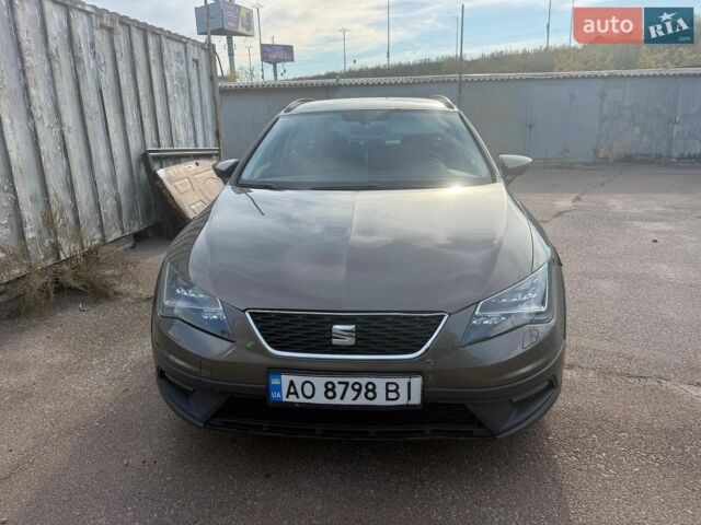 Коричневий Сеат Leon, об'ємом двигуна 2 л та пробігом 150 тис. км за 9999 $, фото 1 на Automoto.ua