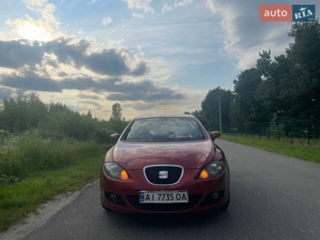 Червоний Сеат Leon, об'ємом двигуна 1.6 л та пробігом 340 тис. км за 5000 $, фото 1 на Automoto.ua
