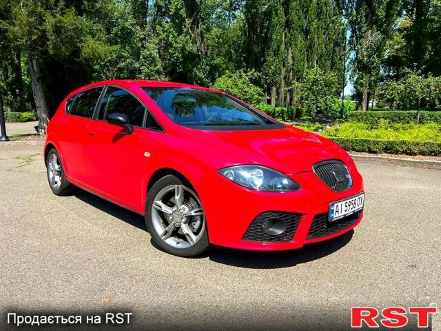Червоний Сеат Leon, об'ємом двигуна 2 л та пробігом 180 тис. км за 6700 $, фото 1 на Automoto.ua