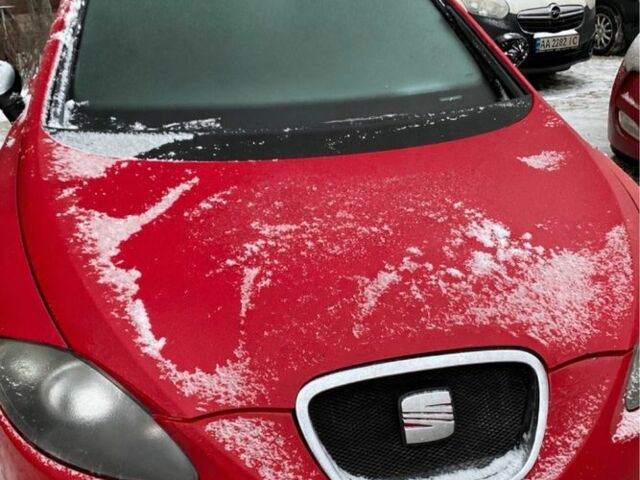 Красный Сеат Леон, объемом двигателя 1.6 л и пробегом 274 тыс. км за 3500 $, фото 1 на Automoto.ua