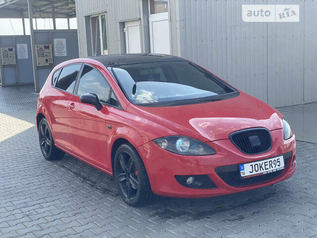 Червоний Сеат Leon, об'ємом двигуна 1.98 л та пробігом 240 тис. км за 5800 $, фото 1 на Automoto.ua