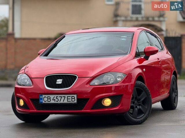 Червоний Сеат Leon, об'ємом двигуна 1.6 л та пробігом 193 тис. км за 5250 $, фото 1 на Automoto.ua
