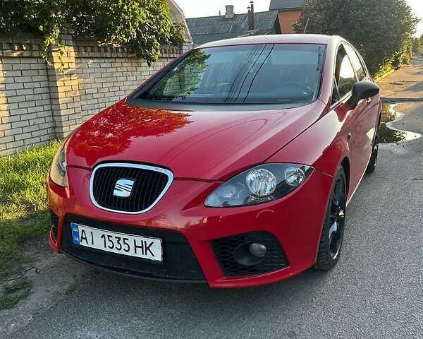Червоний Сеат Leon, об'ємом двигуна 1.98 л та пробігом 280 тис. км за 6800 $, фото 1 на Automoto.ua