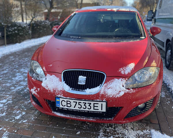 Красный Сеат Леон, объемом двигателя 1.2 л и пробегом 180 тыс. км за 5900 $, фото 1 на Automoto.ua