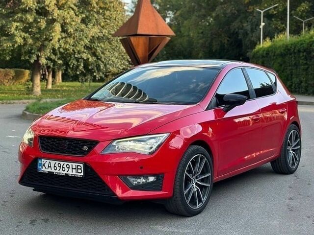 Червоний Сеат Leon, об'ємом двигуна 1.8 л та пробігом 174 тис. км за 8999 $, фото 1 на Automoto.ua