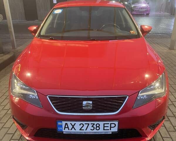 Красный Сеат Леон, объемом двигателя 1.2 л и пробегом 130 тыс. км за 9750 $, фото 1 на Automoto.ua
