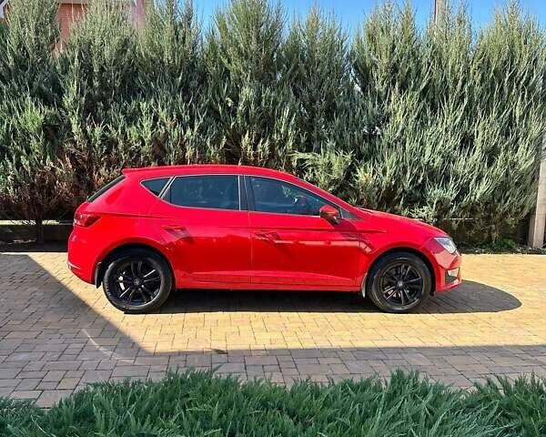 Красный Сеат Леон, объемом двигателя 1.8 л и пробегом 99 тыс. км за 13800 $, фото 1 на Automoto.ua