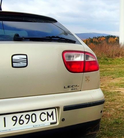 Сеат Leon, об'ємом двигуна 1.8 л та пробігом 318 тис. км за 4800 $, фото 1 на Automoto.ua
