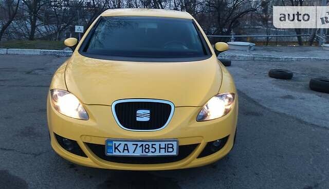 Сеат Leon, об'ємом двигуна 2 л та пробігом 219 тис. км за 6400 $, фото 1 на Automoto.ua