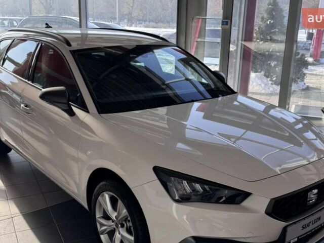 Сеат Леон, объемом двигателя 1.5 л и пробегом 0 тыс. км за 27981 $, фото 1 на Automoto.ua