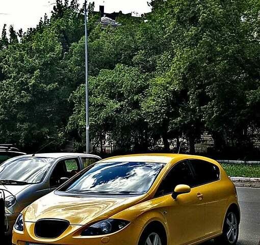 Жовтий Сеат Leon, об'ємом двигуна 1.97 л та пробігом 250 тис. км за 5500 $, фото 1 на Automoto.ua