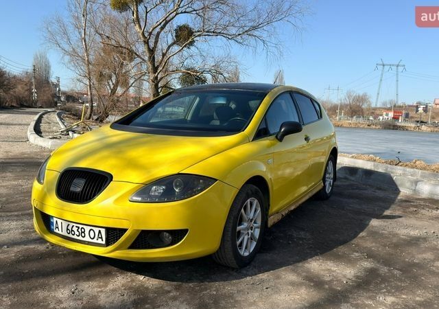 Жовтий Сеат Leon, об'ємом двигуна 1.6 л та пробігом 350 тис. км за 2400 $, фото 1 на Automoto.ua