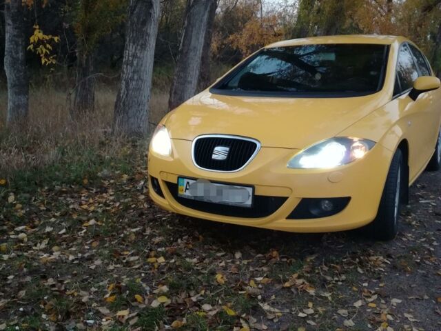 Жовтий Сеат Leon, об'ємом двигуна 1.6 л та пробігом 167 тис. км за 7900 $, фото 1 на Automoto.ua