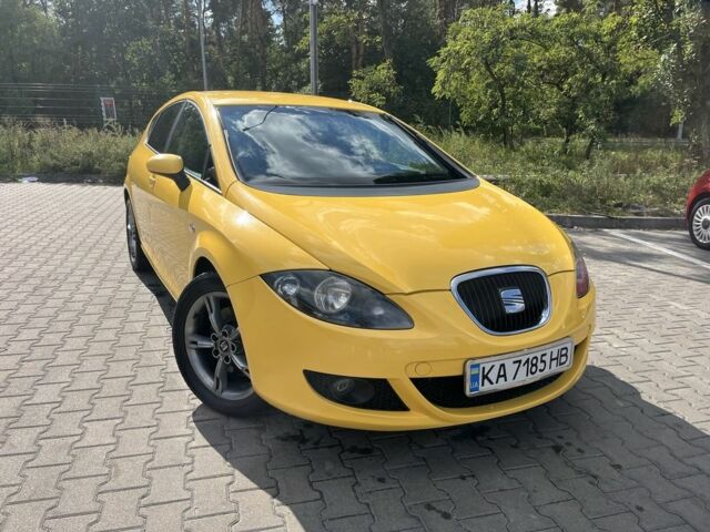 Жовтий Сеат Leon, об'ємом двигуна 2 л та пробігом 242 тис. км за 5021 $, фото 1 на Automoto.ua