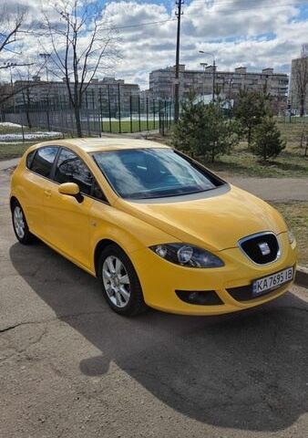 Жовтий Сеат Leon, об'ємом двигуна 1.6 л та пробігом 257 тис. км за 5700 $, фото 1 на Automoto.ua