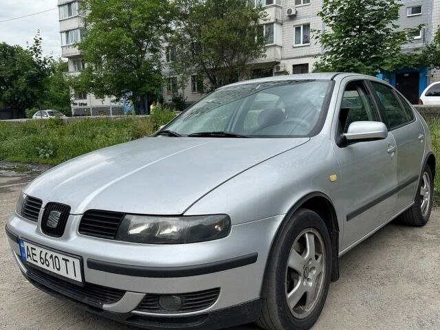Сірий Сеат Leon, об'ємом двигуна 1.8 л та пробігом 332 тис. км за 4000 $, фото 1 на Automoto.ua
