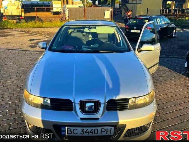 Серый Сеат Леон, объемом двигателя 1.6 л и пробегом 232 тыс. км за 3000 $, фото 1 на Automoto.ua