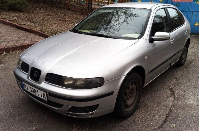 Серый Сеат Леон, объемом двигателя 1.6 л и пробегом 245 тыс. км за 2999 $, фото 1 на Automoto.ua