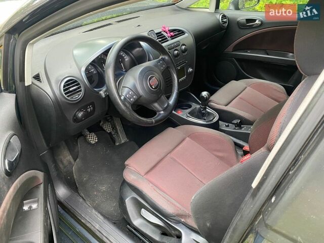Сірий Сеат Leon, об'ємом двигуна 1.6 л та пробігом 160 тис. км за 1800 $, фото 1 на Automoto.ua