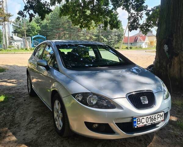 Сірий Сеат Leon, об'ємом двигуна 1.6 л та пробігом 198 тис. км за 6450 $, фото 1 на Automoto.ua