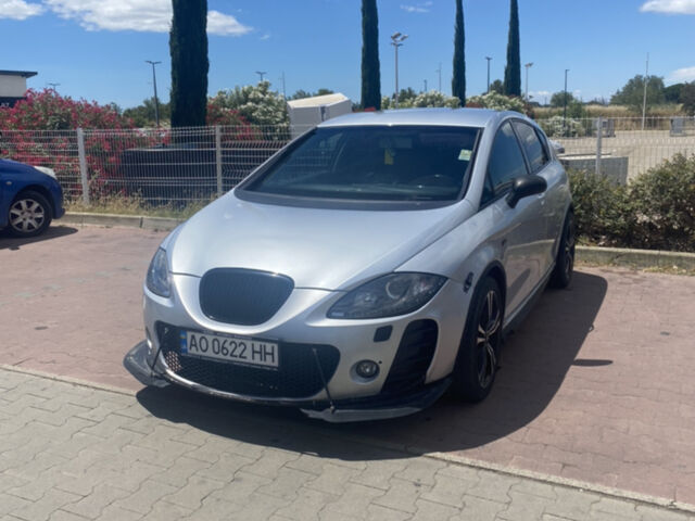 Сірий Сеат Leon, об'ємом двигуна 2 л та пробігом 480 тис. км за 7249 $, фото 1 на Automoto.ua