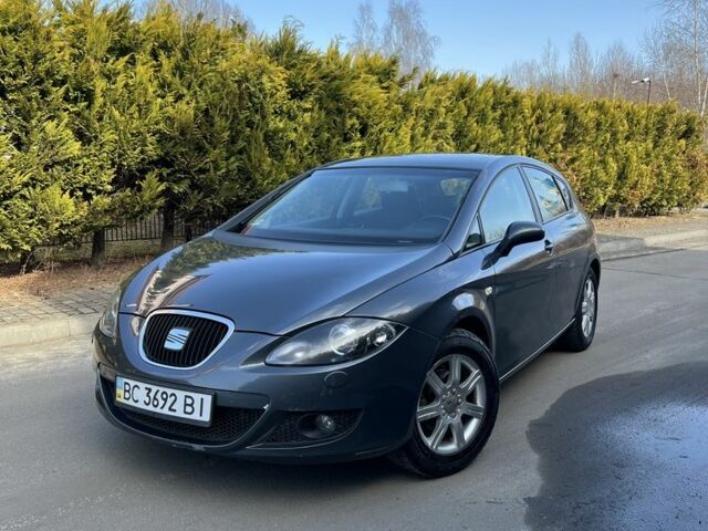 Серый Сеат Леон, объемом двигателя 1.6 л и пробегом 232 тыс. км за 3999 $, фото 1 на Automoto.ua