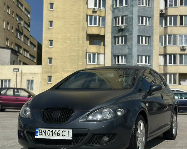 Сірий Сеат Leon, об'ємом двигуна 1.98 л та пробігом 239 тис. км за 4300 $, фото 1 на Automoto.ua